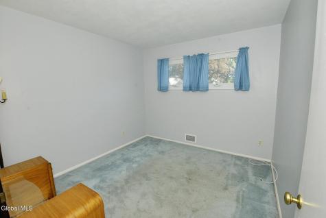 18 Tattersall Lane Albany NY 12205