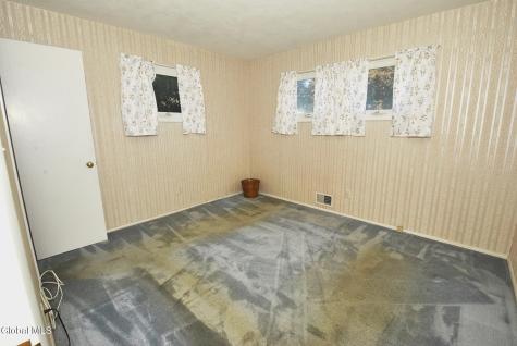 18 Tattersall Lane Albany NY 12205