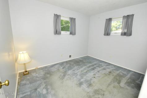 18 Tattersall Lane Albany NY 12205