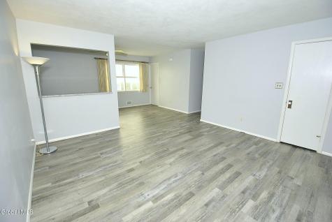 18 Tattersall Lane Albany NY 12205