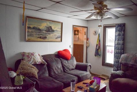 30 Wells Street Gloversville NY 12078