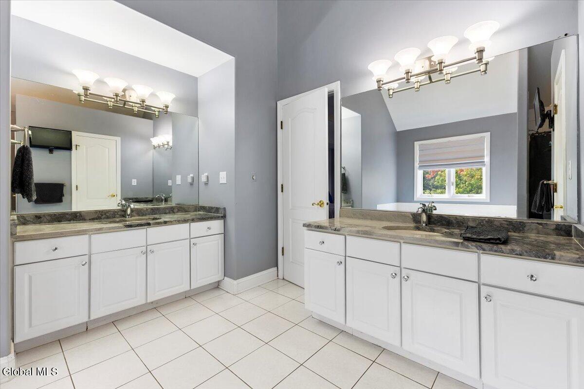 7 Seneca Court Slingerlands NY 12159