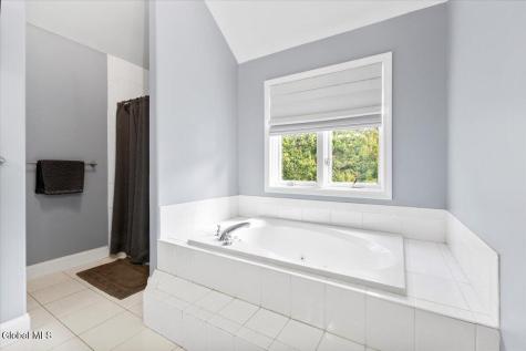 7 Seneca Court Slingerlands NY 12159