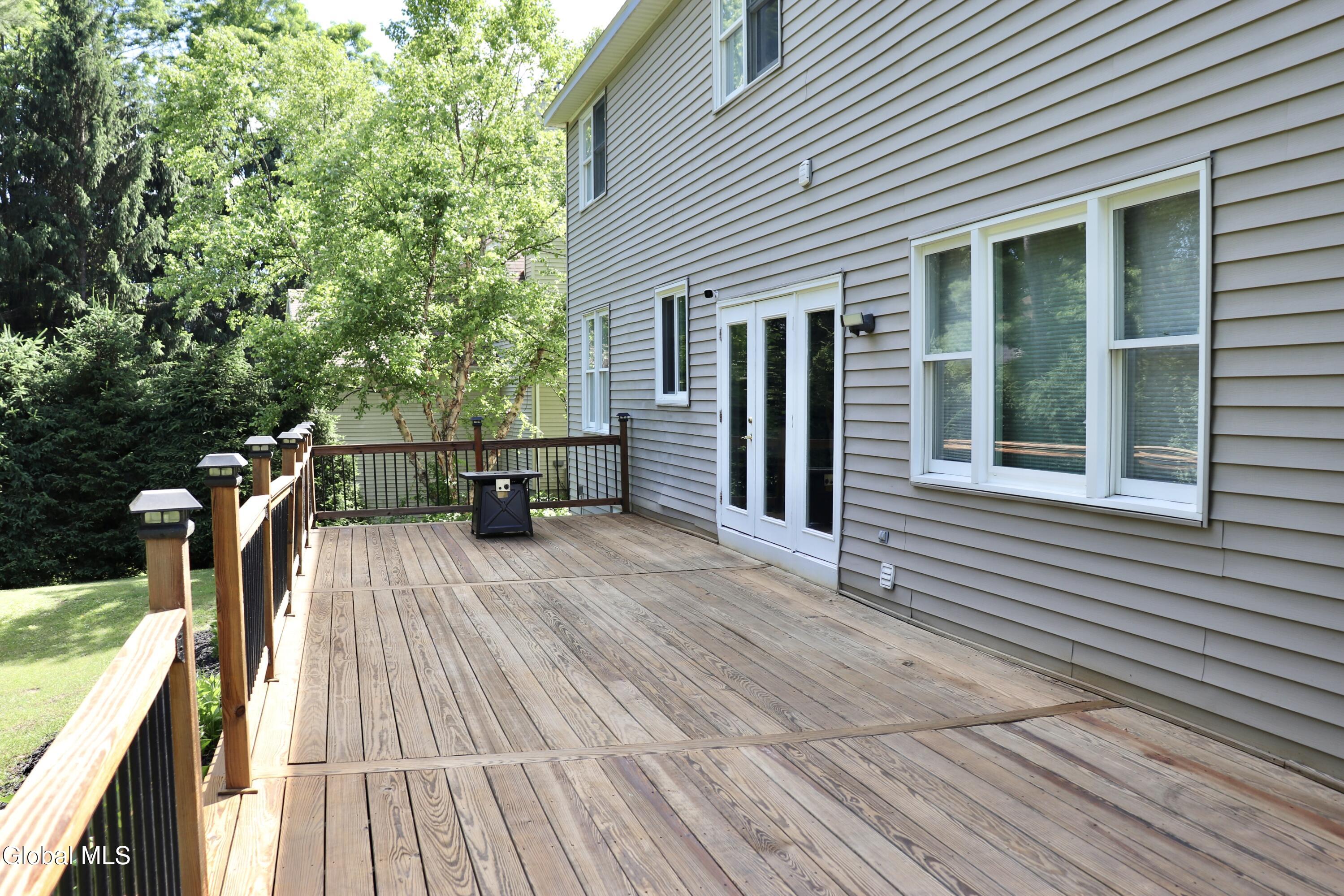 7 Seneca Court Slingerlands NY 12159