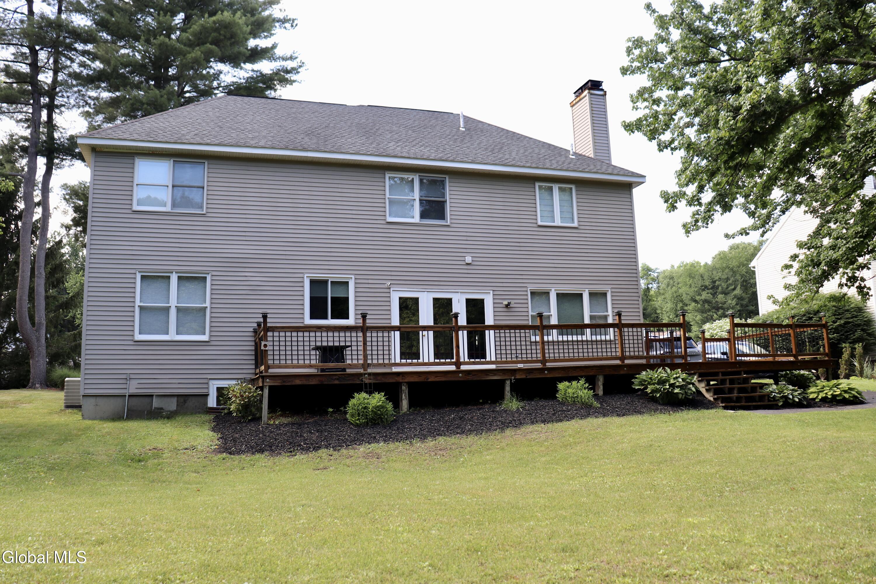 7 Seneca Court Slingerlands NY 12159