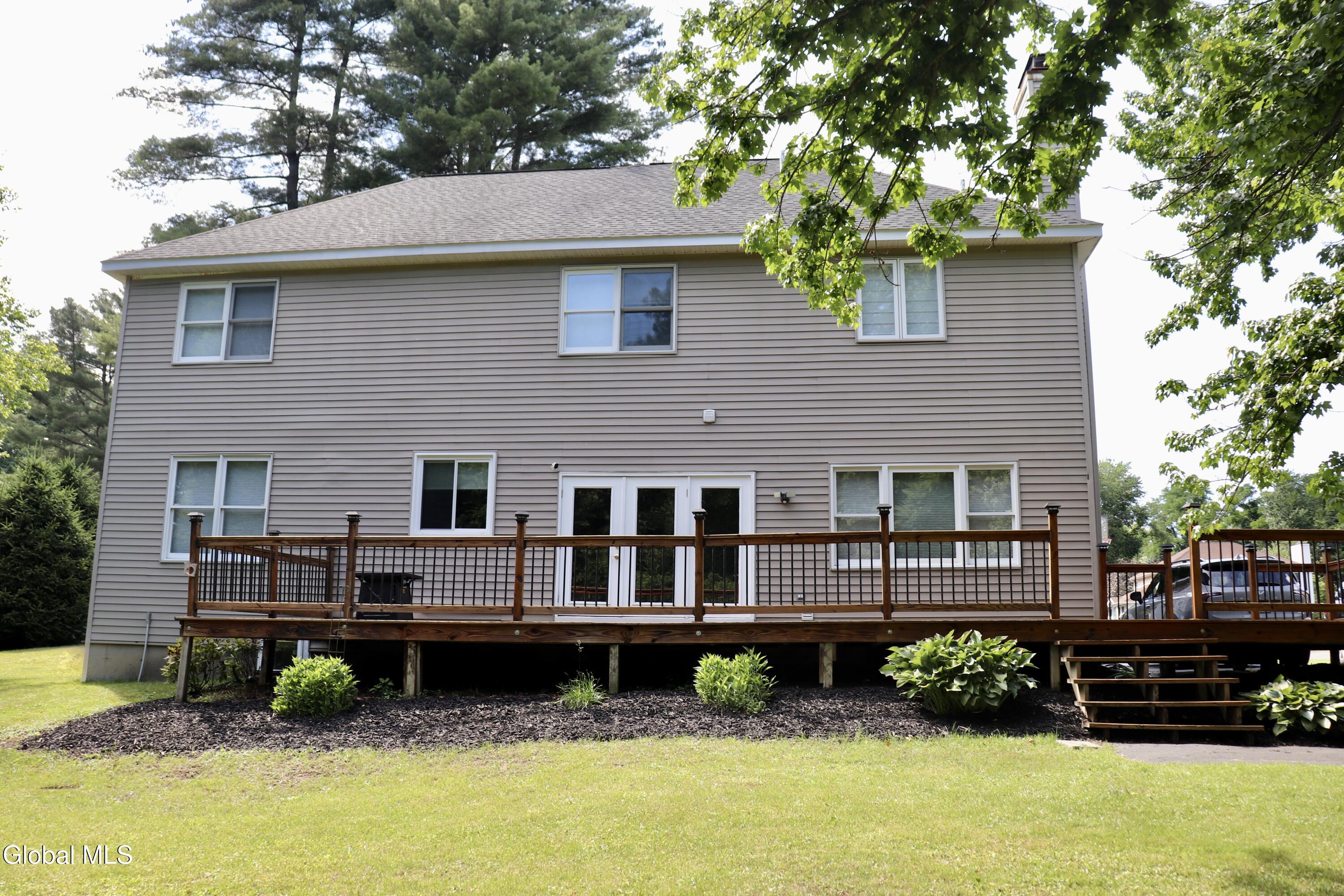 7 Seneca Court Slingerlands NY 12159