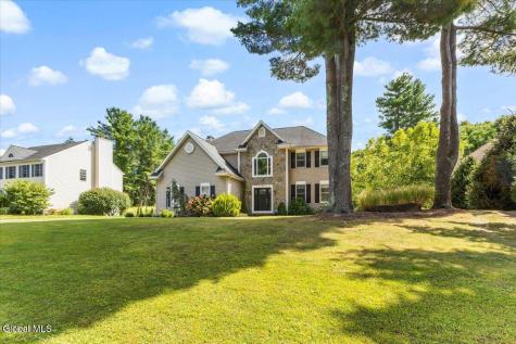 7 Seneca Court Slingerlands NY 12159