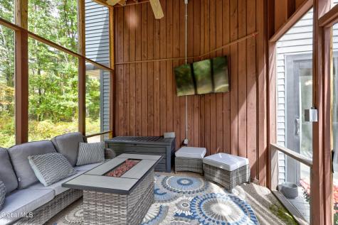 994 Hatlee Road Ballston Lake NY 12019
