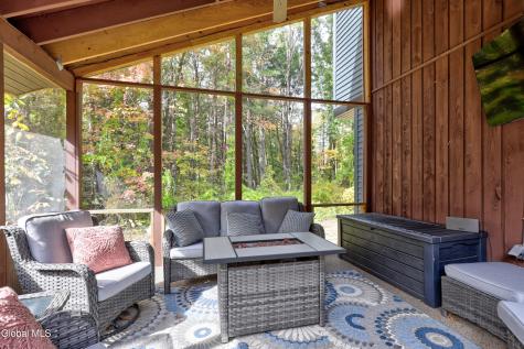 994 Hatlee Road Ballston Lake NY 12019