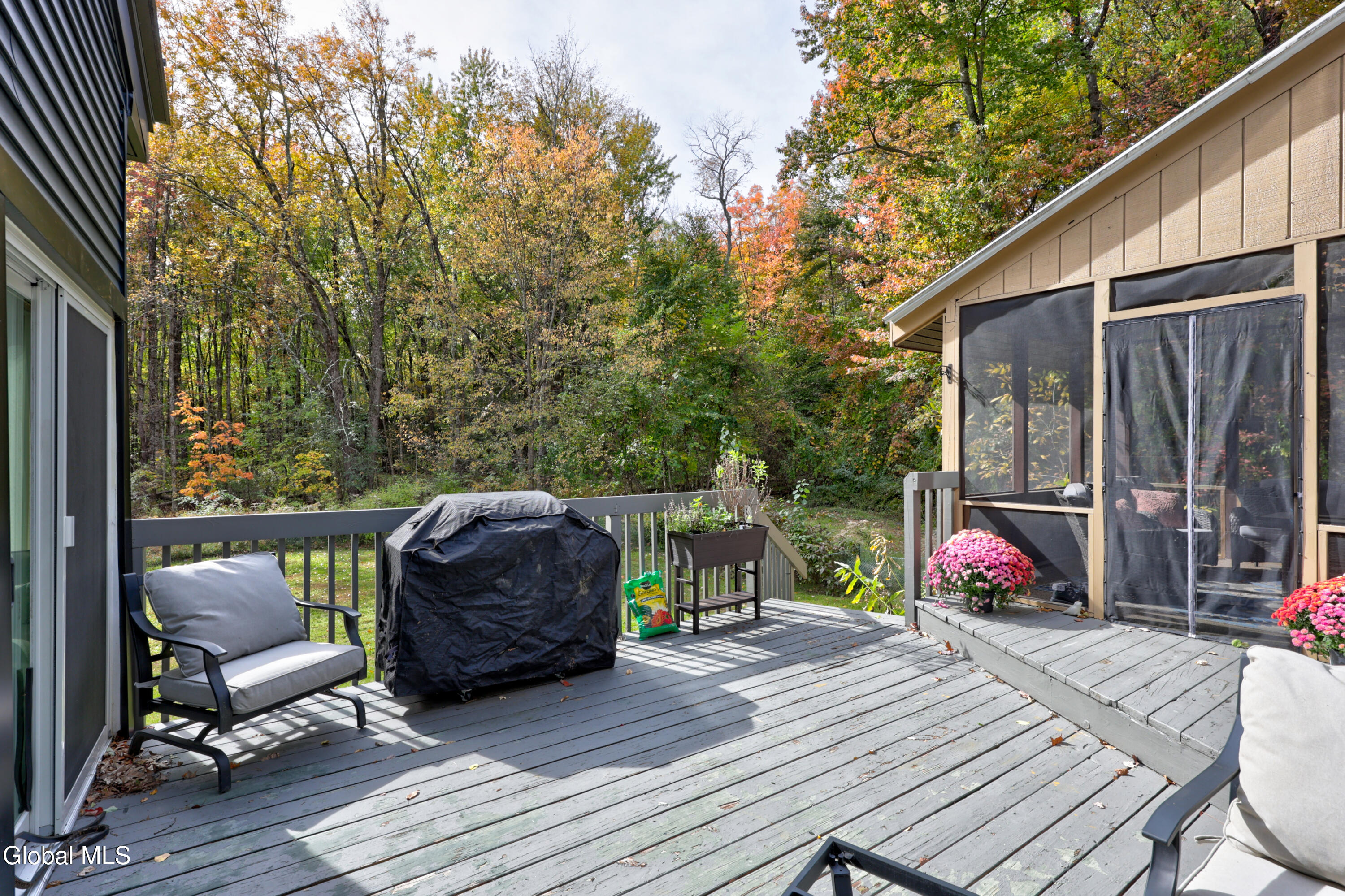 994 Hatlee Road Ballston Lake NY 12019