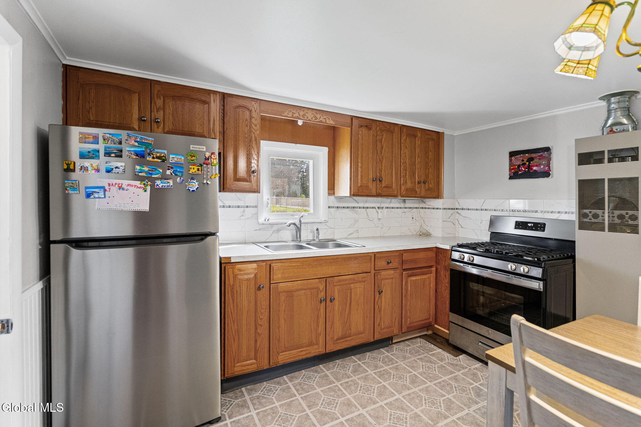 12 Grapevine Place Latham NY 12110