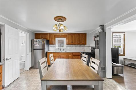 12 Grapevine Place Latham NY 12110