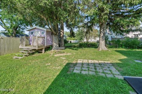 12 Grapevine Place Latham NY 12110