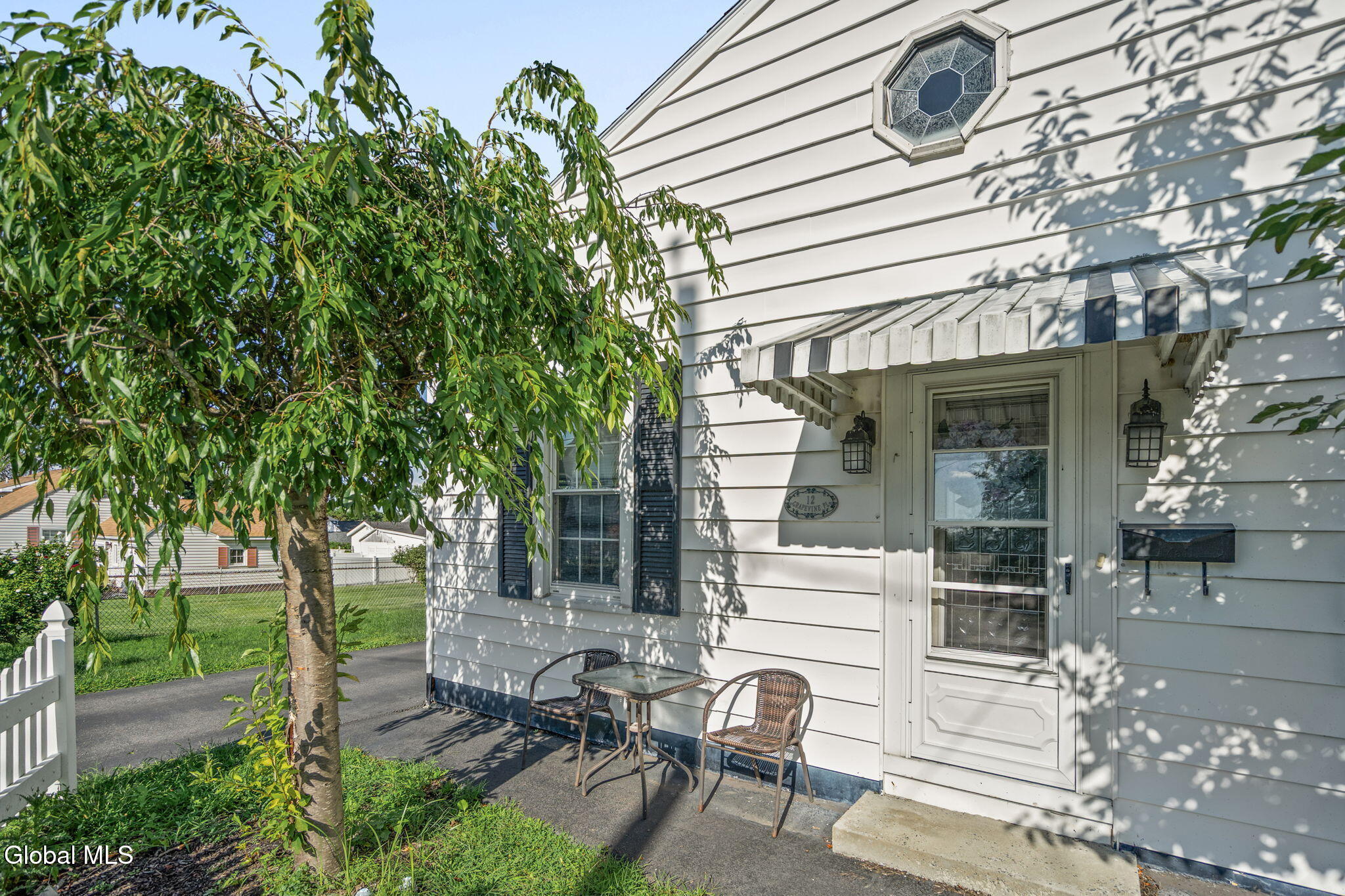 12 Grapevine Place Latham NY 12110