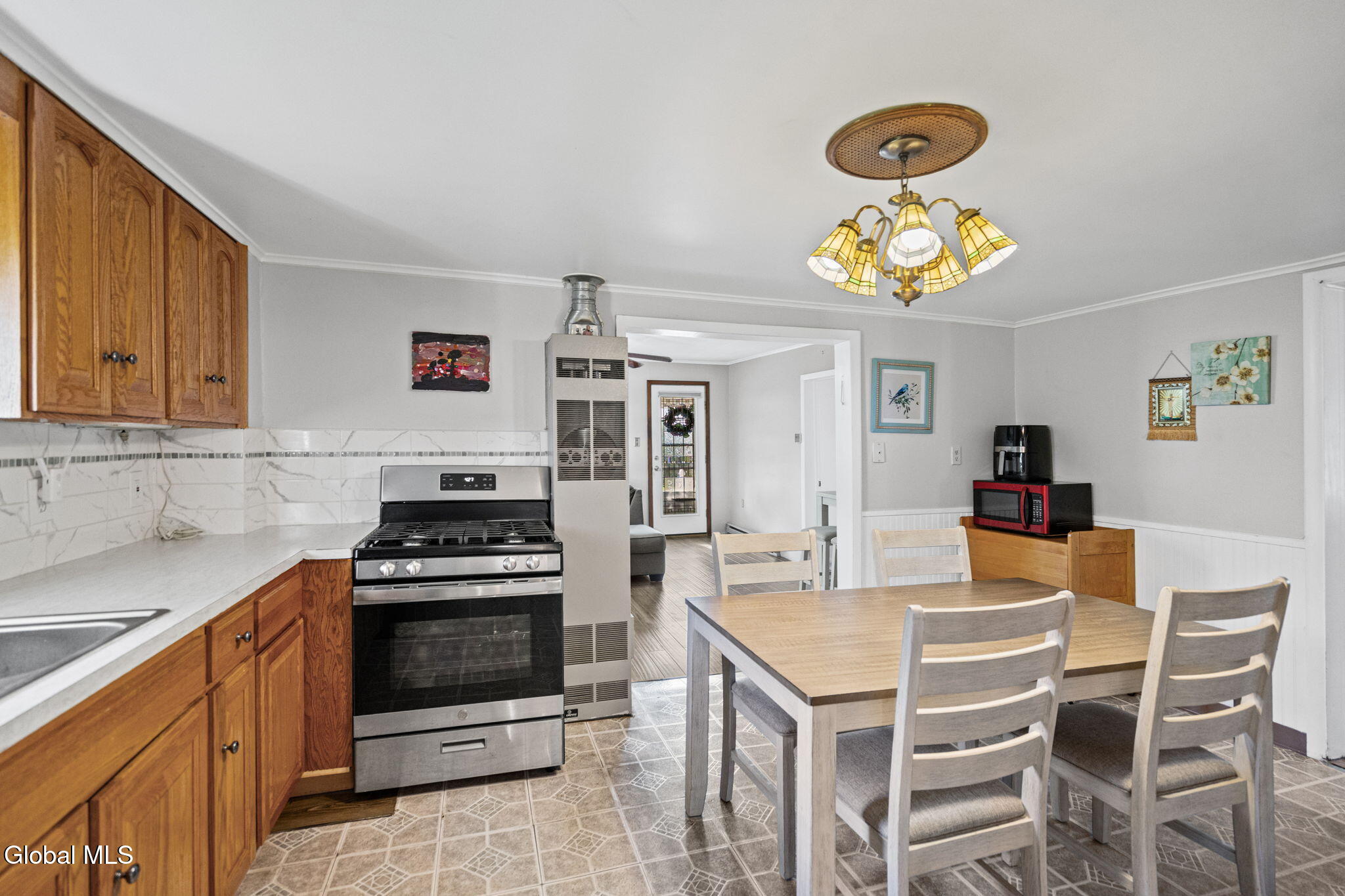 12 Grapevine Place Latham NY 12110