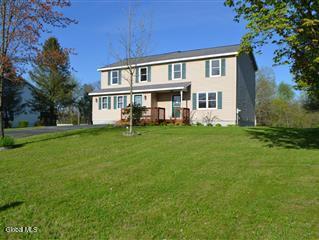 60 Colonial Road Stillwater NY 12170