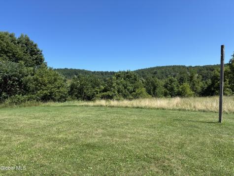 11 Easy Street Hoosick Falls NY 12090