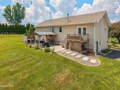 133 Cary Road Mechanicville NY 12118