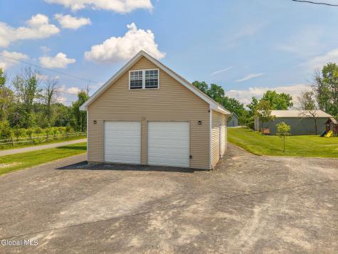 133 Cary Road Mechanicville NY 12118