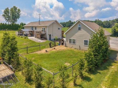 133 Cary Road Mechanicville NY 12118