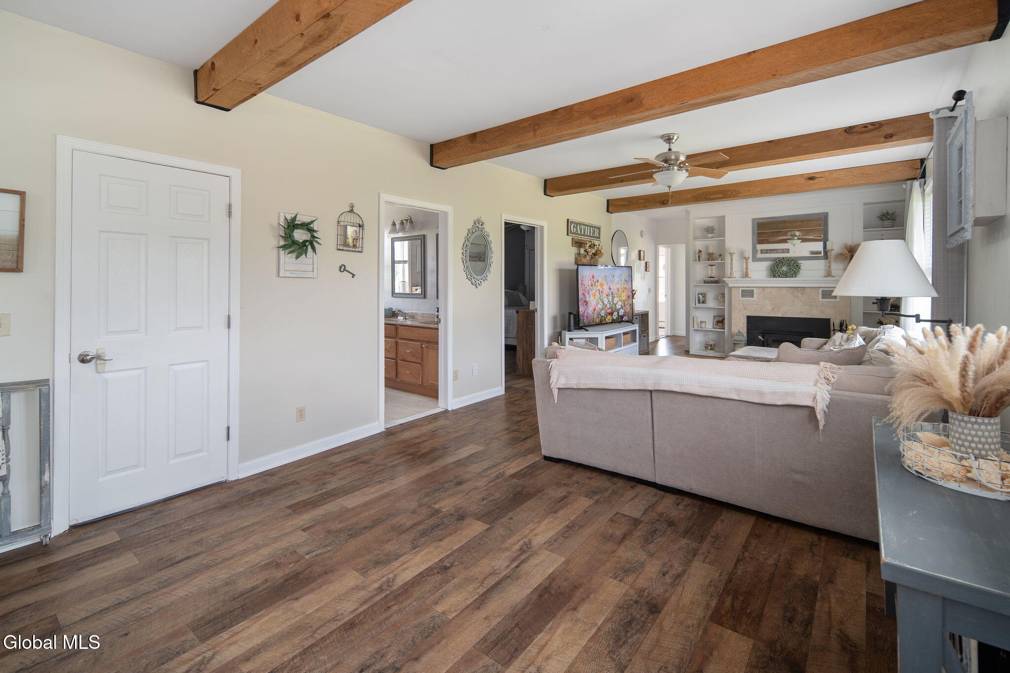 133 Cary Road Mechanicville NY 12118