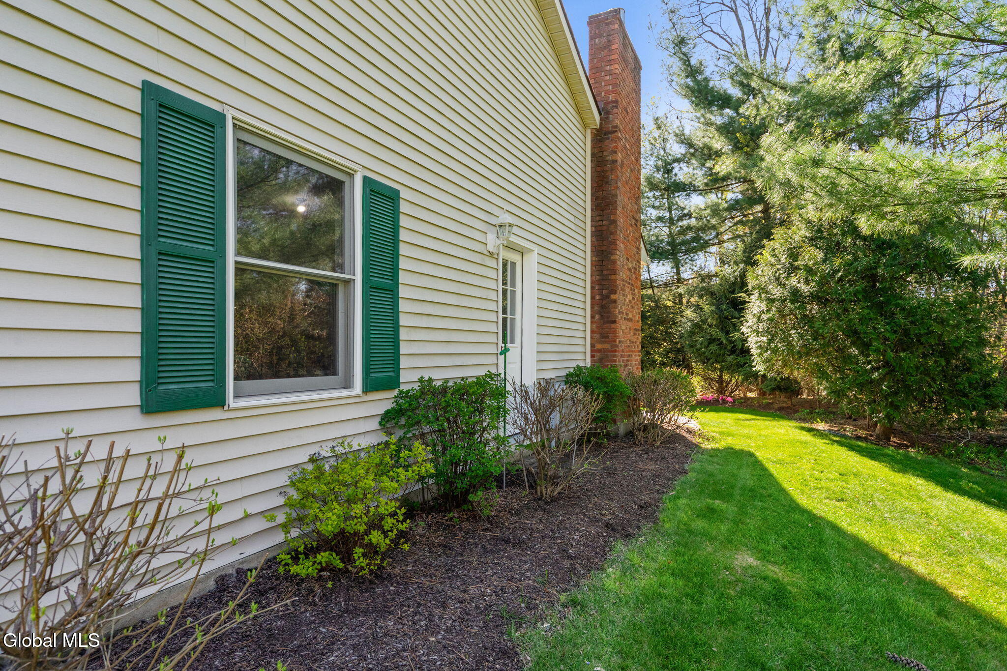 4 Ridge Lane Ballston Lake NY 12019