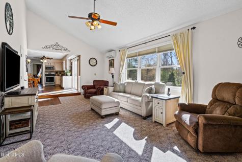 4 Ridge Lane Ballston Lake NY 12019