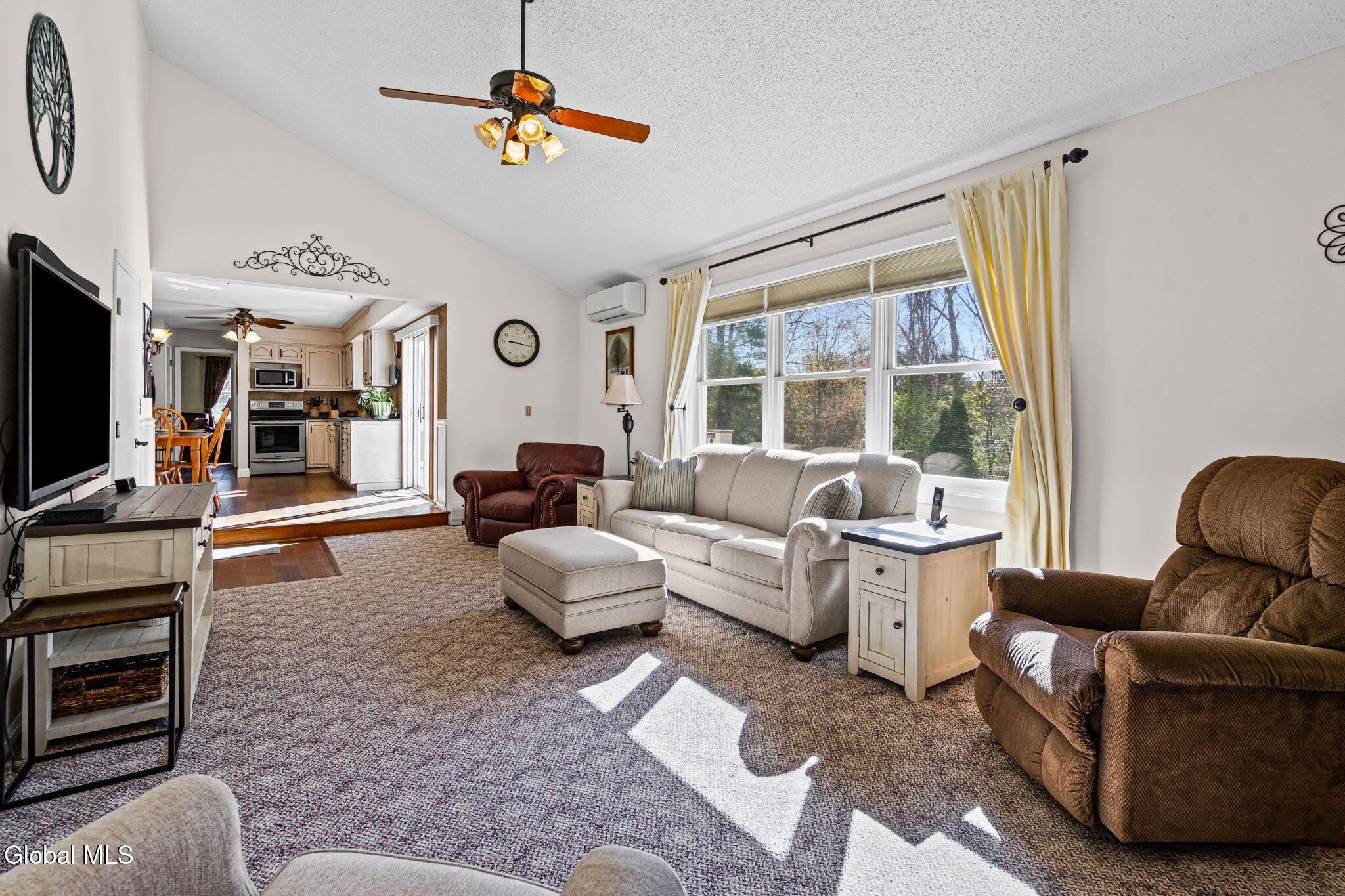 4 Ridge Lane Ballston Lake NY 12019