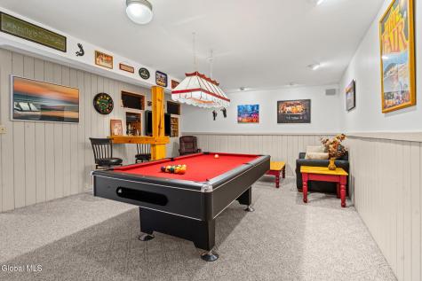 4 Ridge Lane Ballston Lake NY 12019