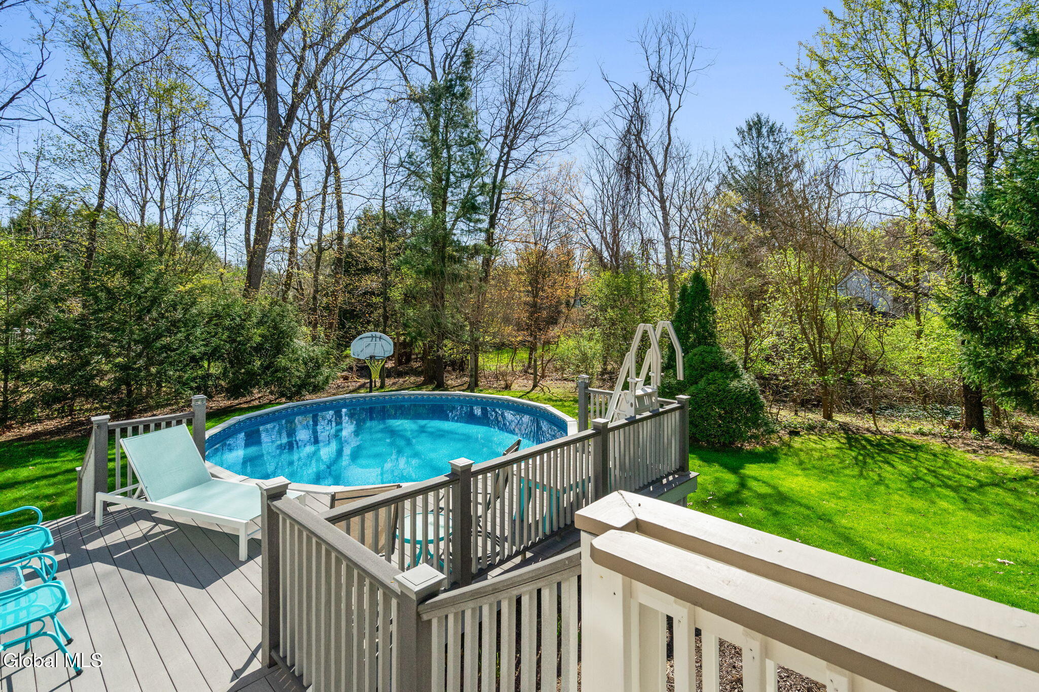 4 Ridge Lane Ballston Lake NY 12019