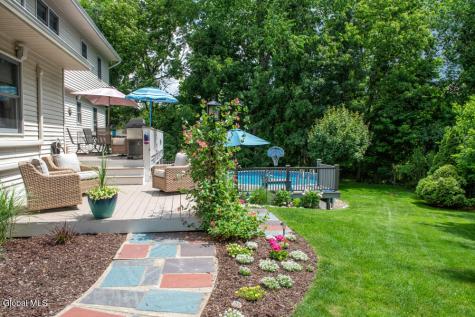 4 Ridge Lane Ballston Lake NY 12019