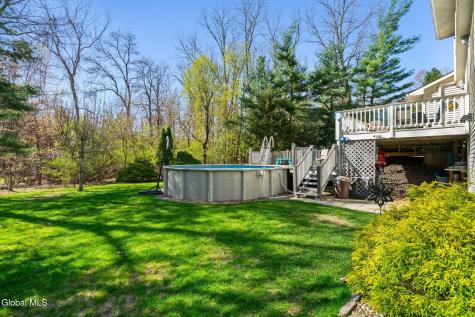 4 Ridge Lane Ballston Lake NY 12019