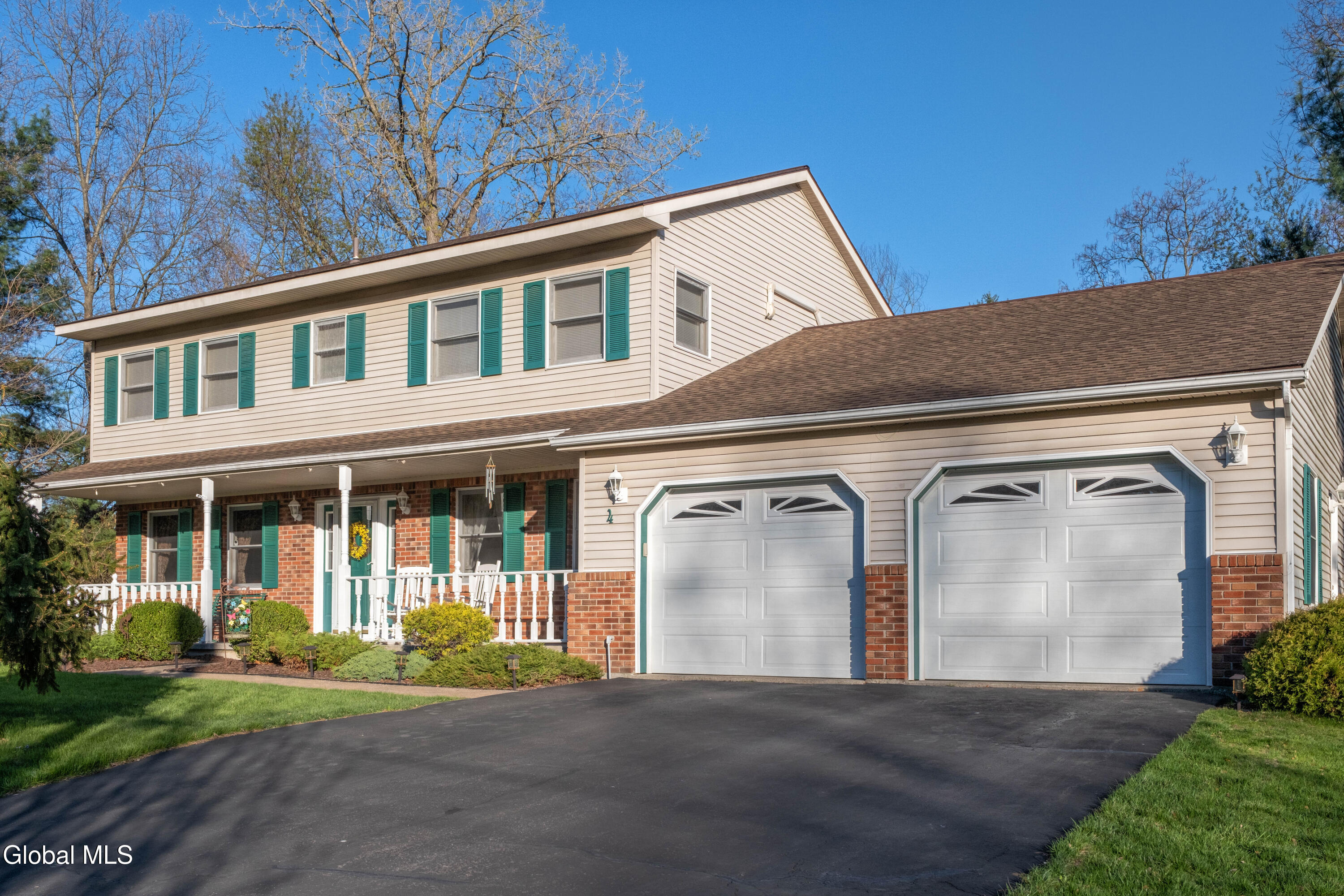 4 Ridge Lane Ballston Lake NY 12019