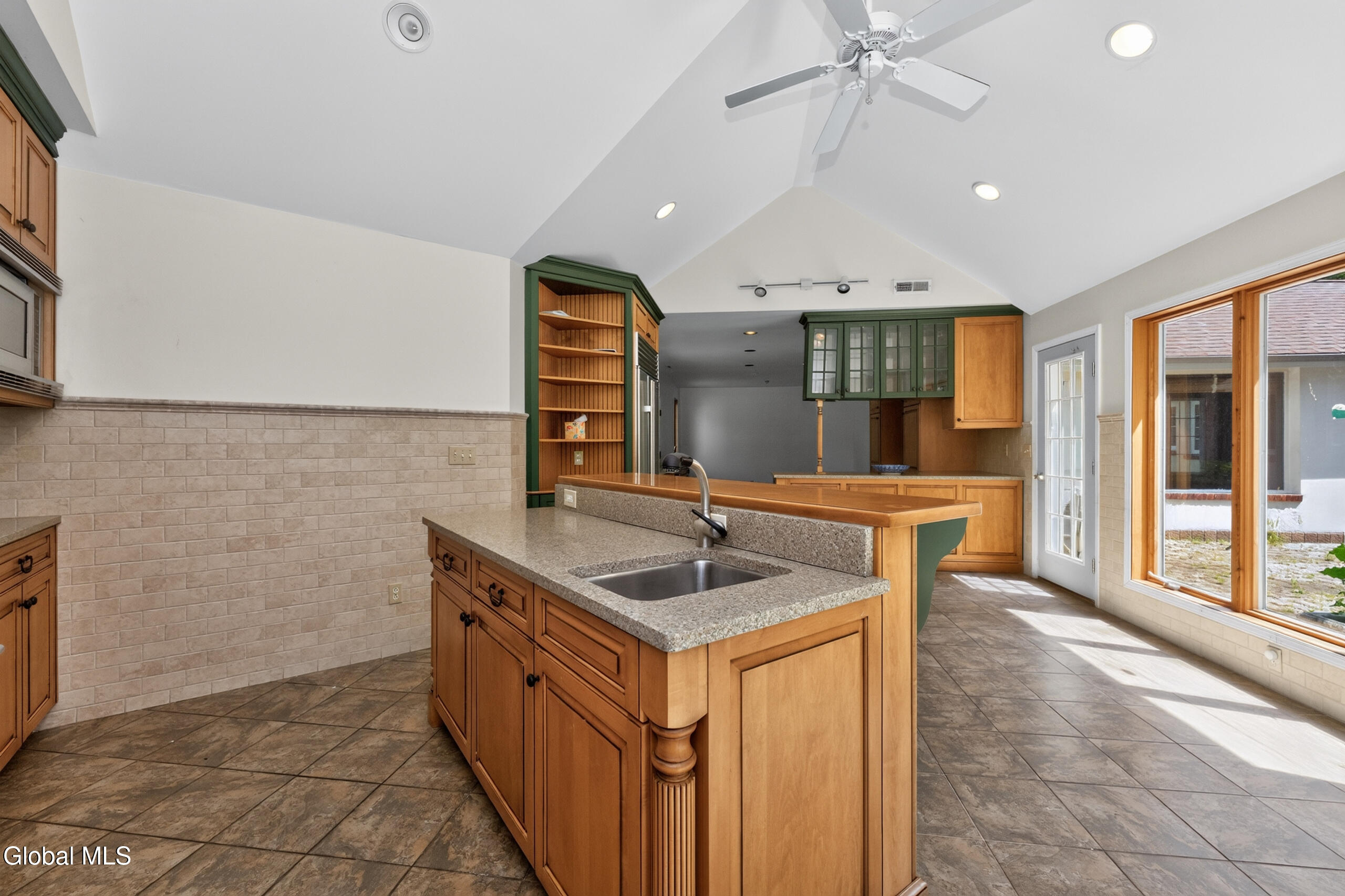 14 Middle Hill Road Troy NY 12180