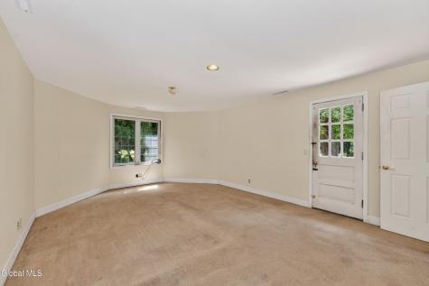 14 Middle Hill Road Troy NY 12180