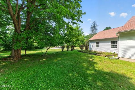 14 Middle Hill Road Troy NY 12180