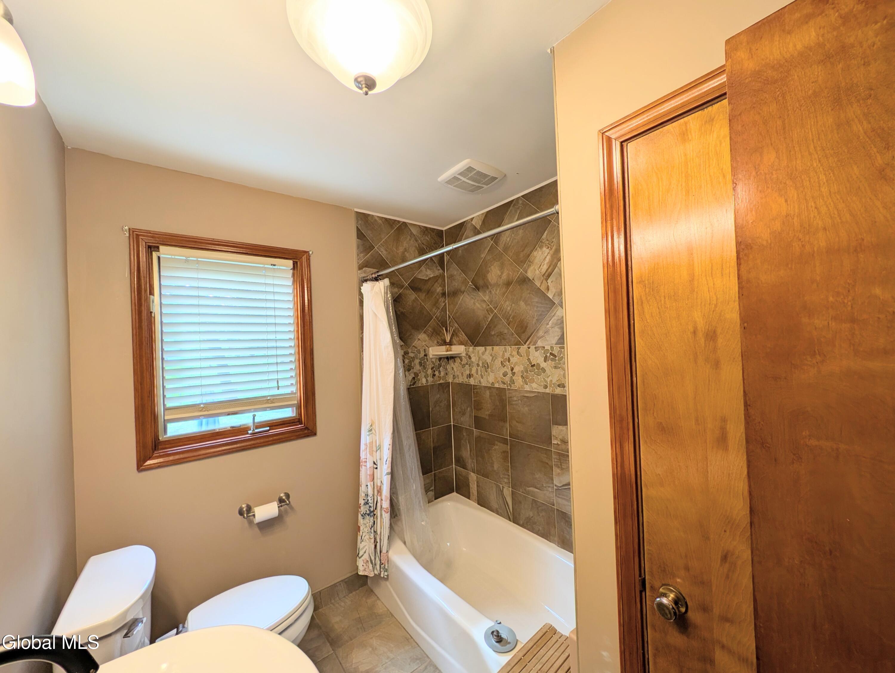 841 Harris Drive Niskayuna NY 12309