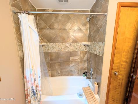 841 Harris Drive Niskayuna NY 12309