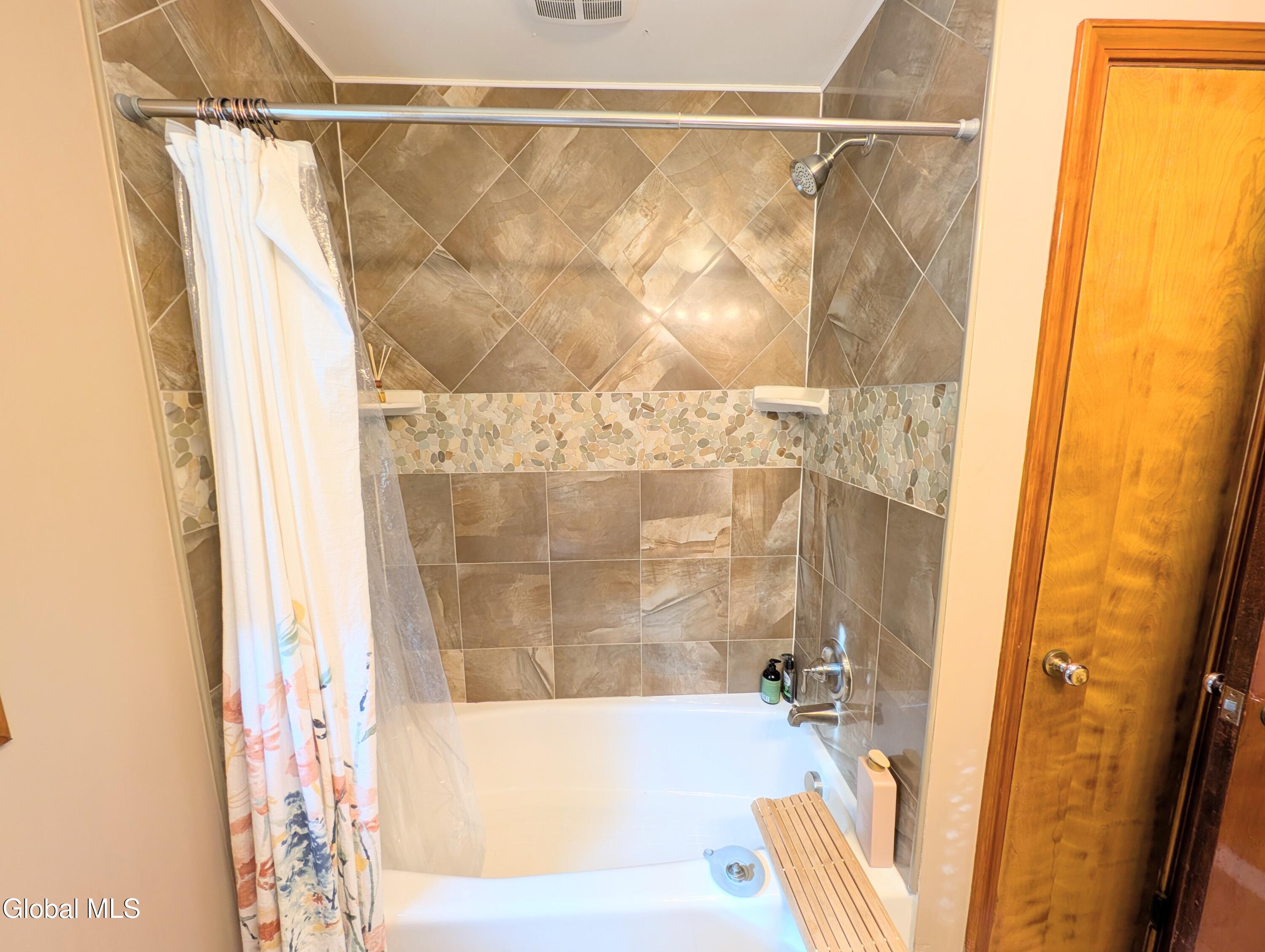 841 Harris Drive Niskayuna NY 12309