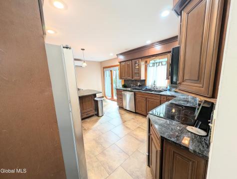 841 Harris Drive Niskayuna NY 12309