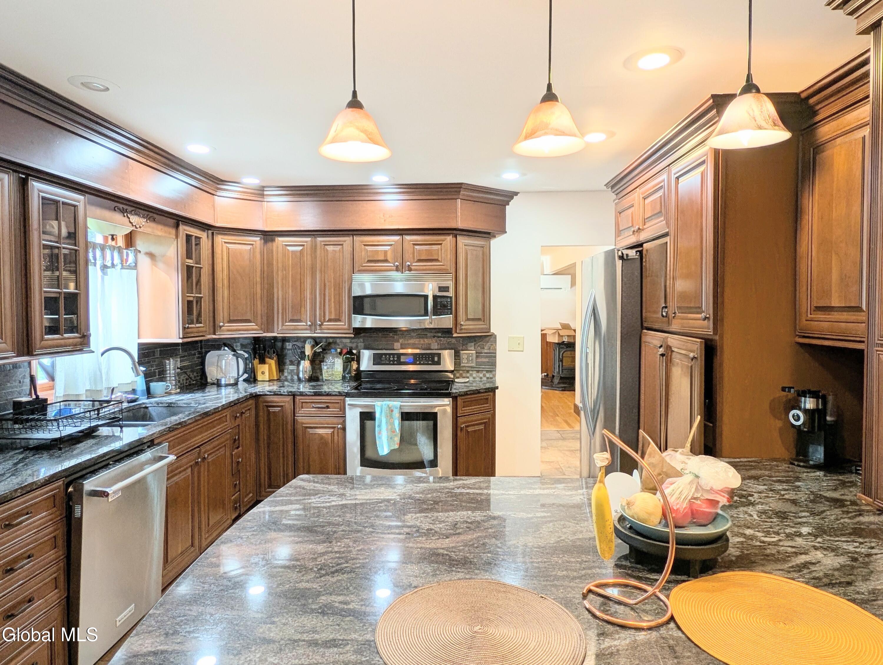 841 Harris Drive Niskayuna NY 12309