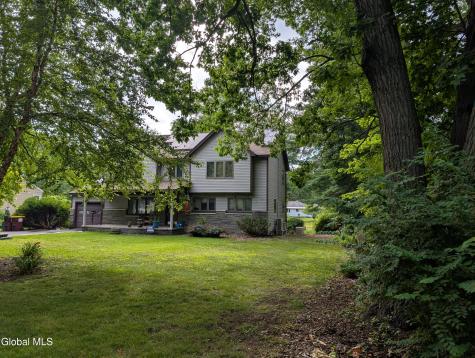 841 Harris Drive Niskayuna NY 12309