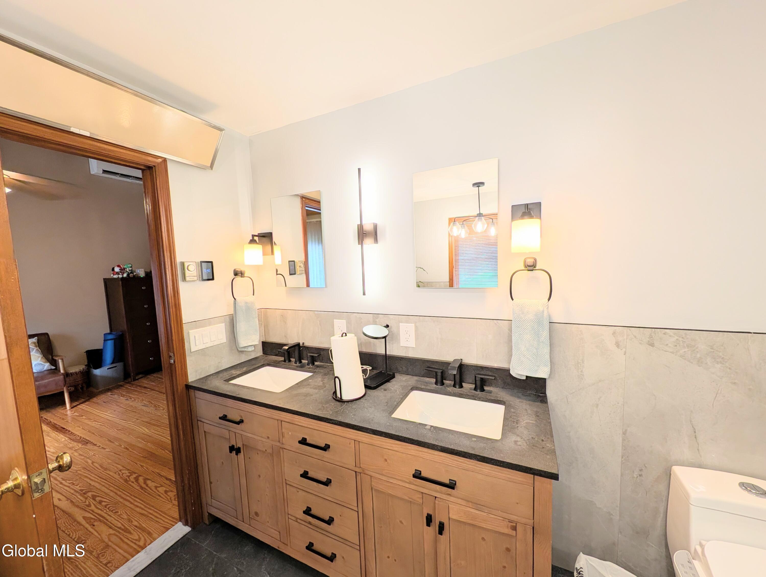 841 Harris Drive Niskayuna NY 12309