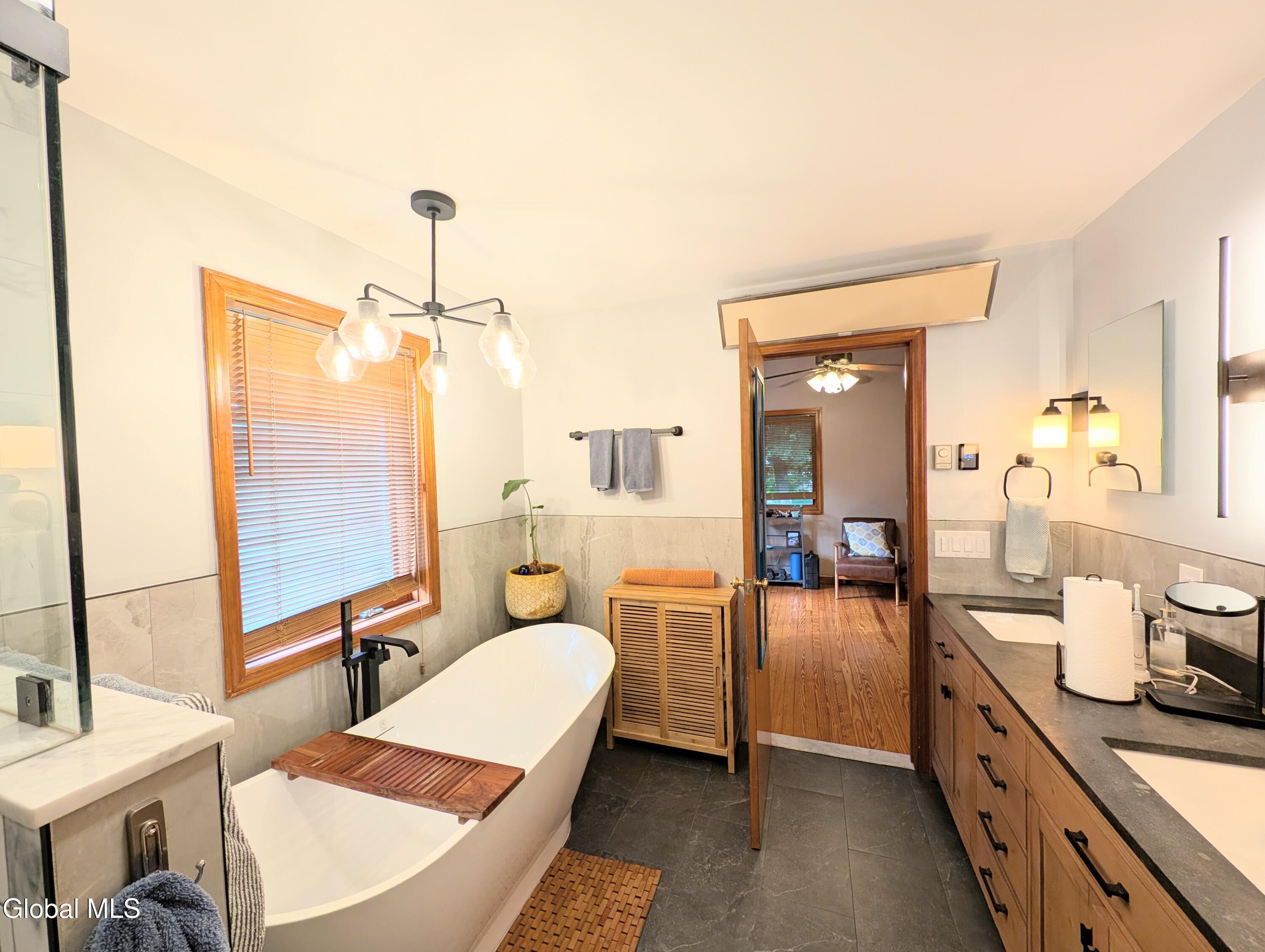 841 Harris Drive Niskayuna NY 12309