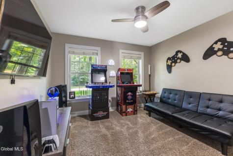 6 Seymour Drive Saratoga Springs NY 12866