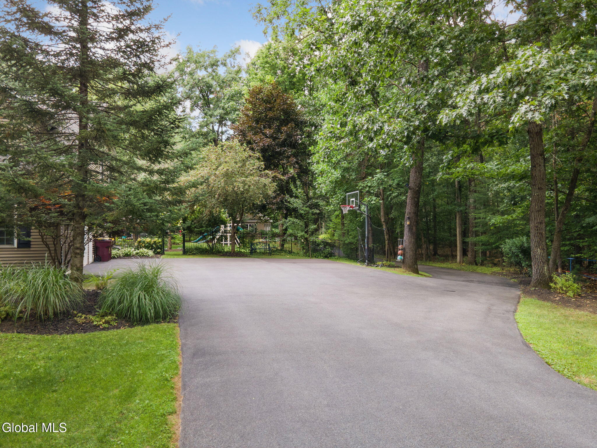 6 Seymour Drive Saratoga Springs NY 12866