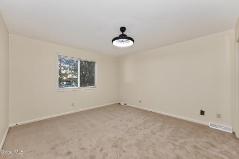 15 White Birch Court Rotterdam NY 12306