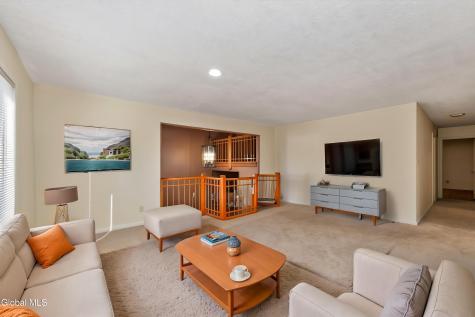 15 White Birch Court Rotterdam NY 12306