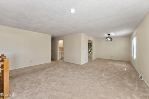15 White Birch Court Rotterdam NY 12306