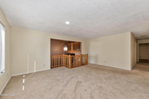 15 White Birch Court Rotterdam NY 12306